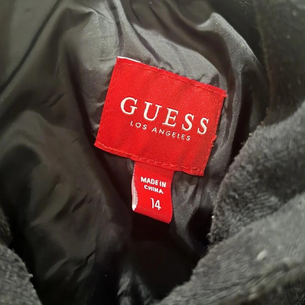 Guess jacket puffer boys Size 14
Gently used.
Excellent Condition.
Color… - Picture 3 of 6